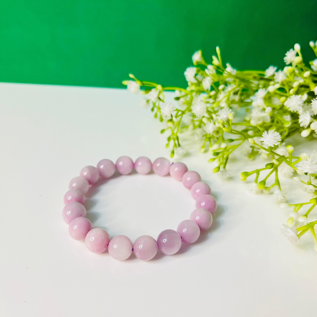 kunzite-bracelet-10mm-the-stone-of-unconditional-love-and-inner-peace