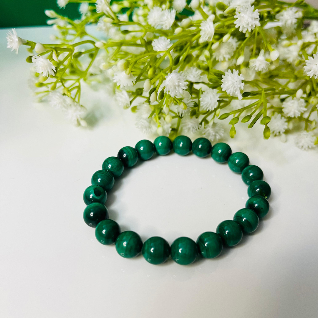 malachite-bracelet-shielding-serenity-flourishing-and-success