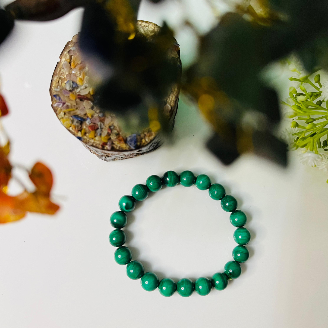 malachite-bracelet-shielding-serenity-flourishing-and-success