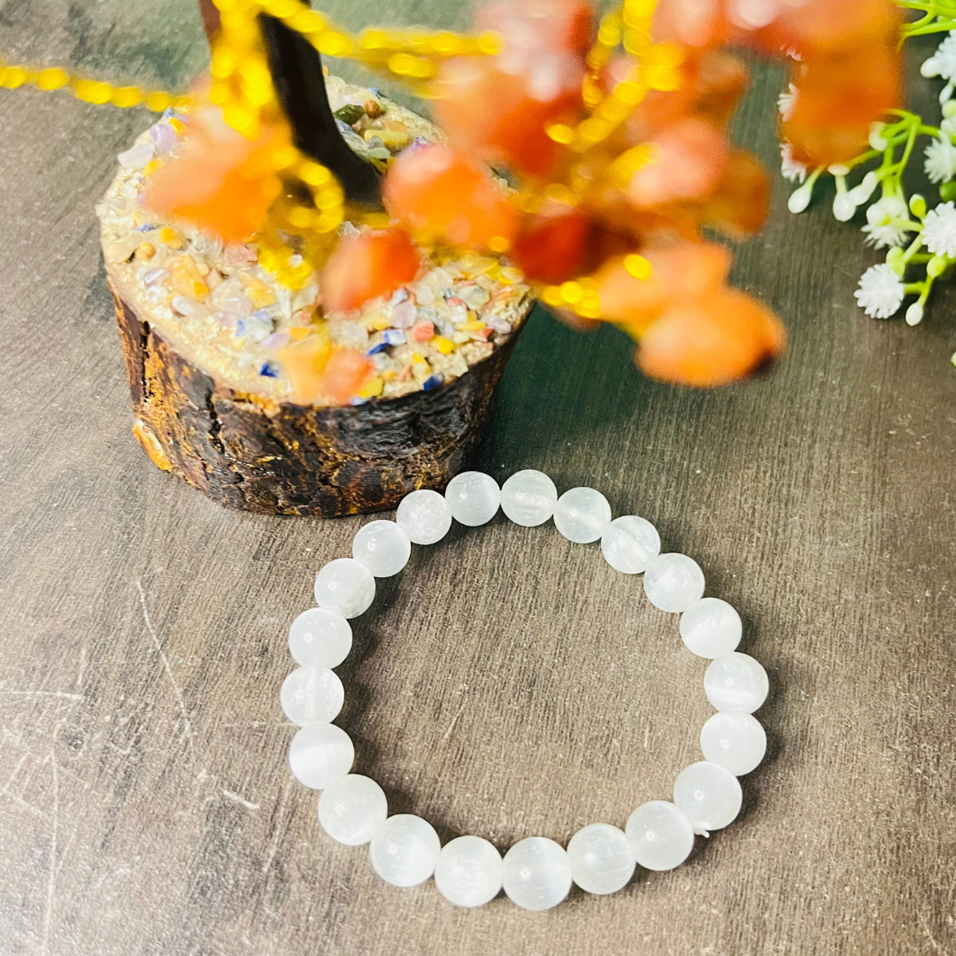 selenite-bracelet-cleansing-calmness-mental-clarity-and-stillness