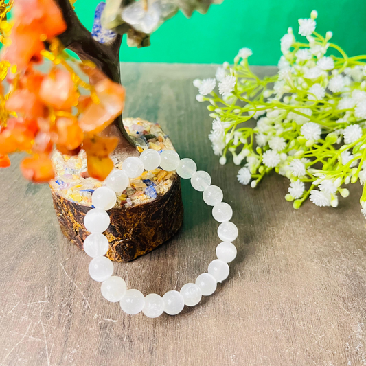 selenite-bracelet-cleansing-calmness-mental-clarity-and-stillness